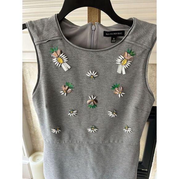 Banana Republic Heather Gray Pineapple Jewel Beaded Embellished Sheath Dress 8 - Picture 2 of 9